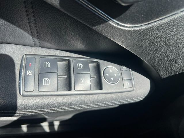 Mercedes-Benz/賓士 E-CLASS  第10張相片