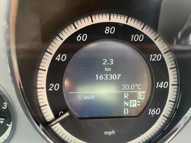 Mercedes-Benz/賓士 E-CLASS  第14張相片