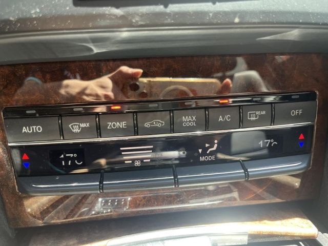 Mercedes-Benz/賓士 E-CLASS  第15張相片