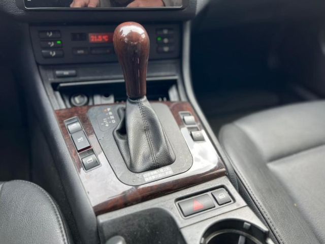 BMW/ 寶馬 318i  第5張相片