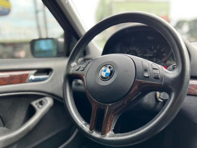 BMW/ 寶馬 318i  第8張相片