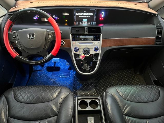 Luxgen 7 MPV  第6張相片