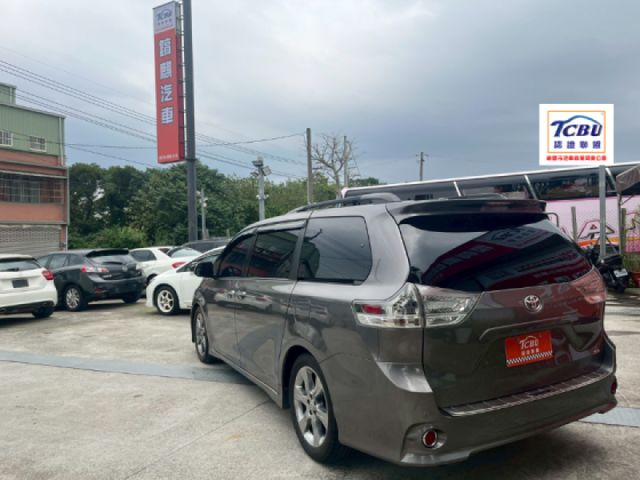 Toyota Sienna  第2張相片