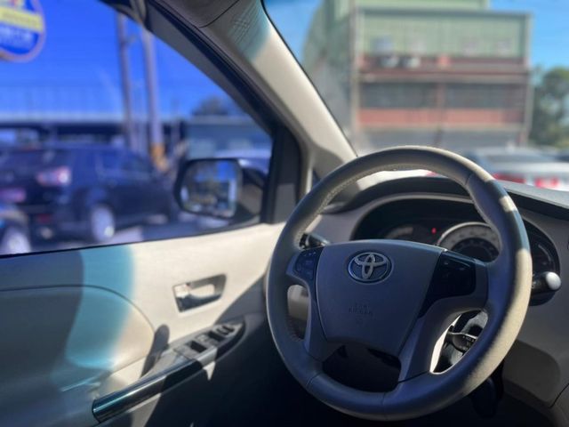 Toyota Sienna  第7張相片