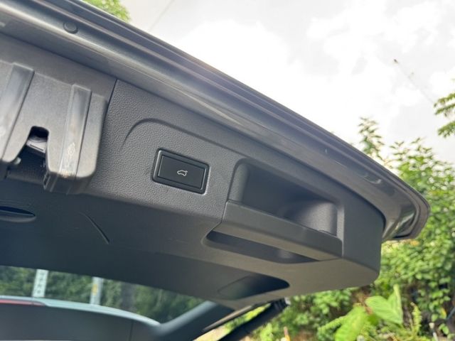 2018 TOURAN R-LINE  第10張相片