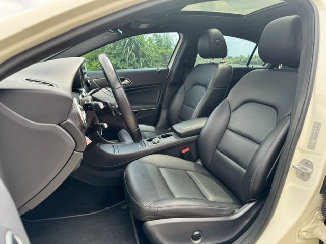 Mercedes-Benz/賓士 A-CLASS  第3張相片