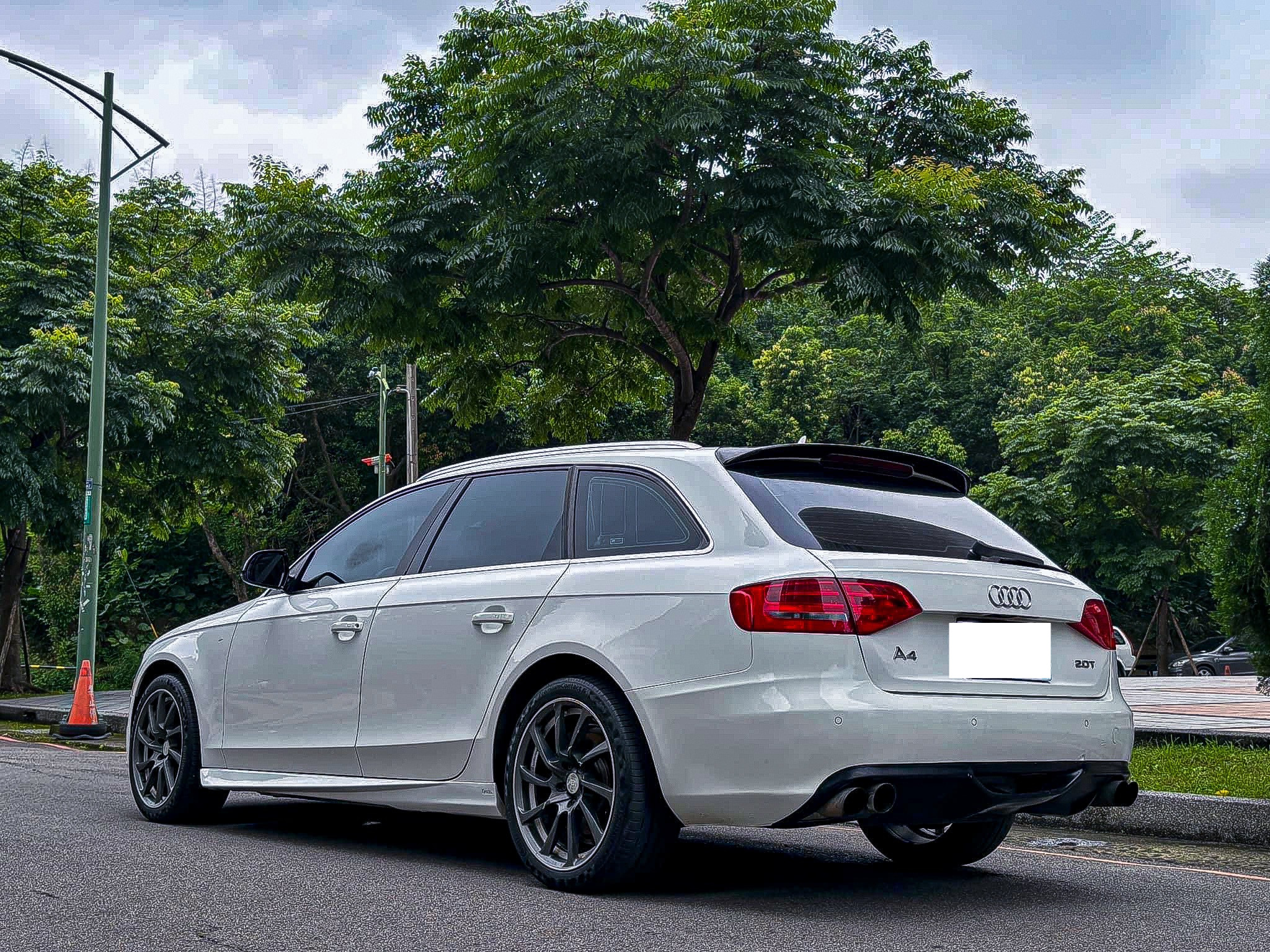 2009 A4 認證車 內外觀極優  第2張相片