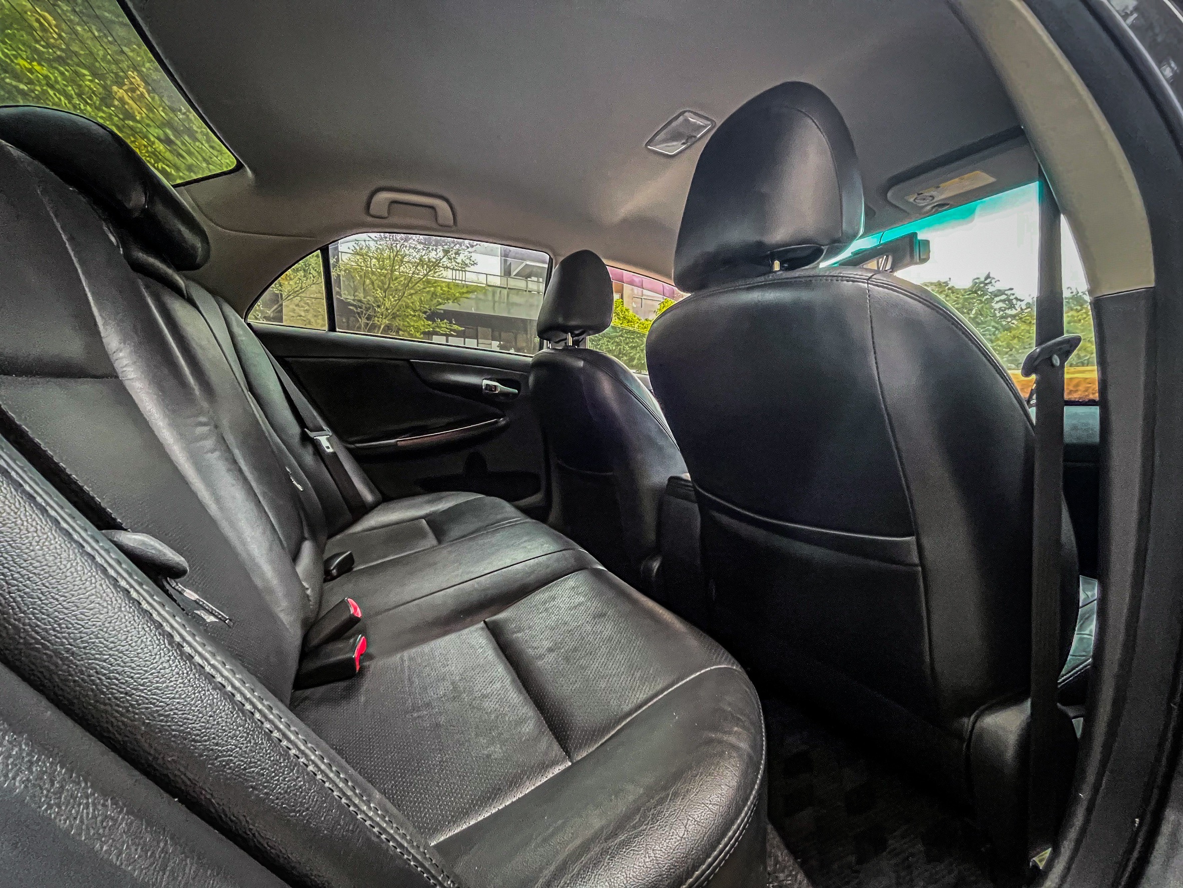 2010 TOYOTA 豐田 ALTIS 省油 認證   第5張相片