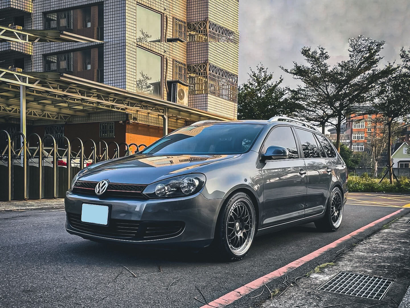 2011 VW 福斯 GOLF 旅行式 大空間 1.4 TSI  第1張相片