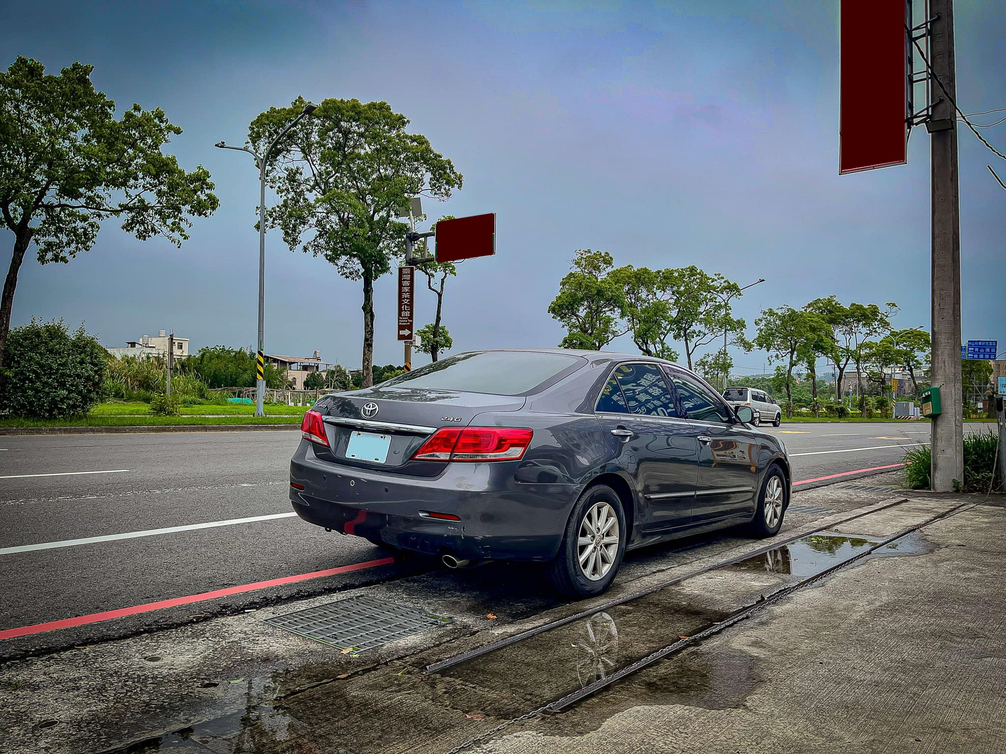 2009 TOYOTA Camry 電動座椅 天窗 螢幕 keyless免鑰匙   第2張相片