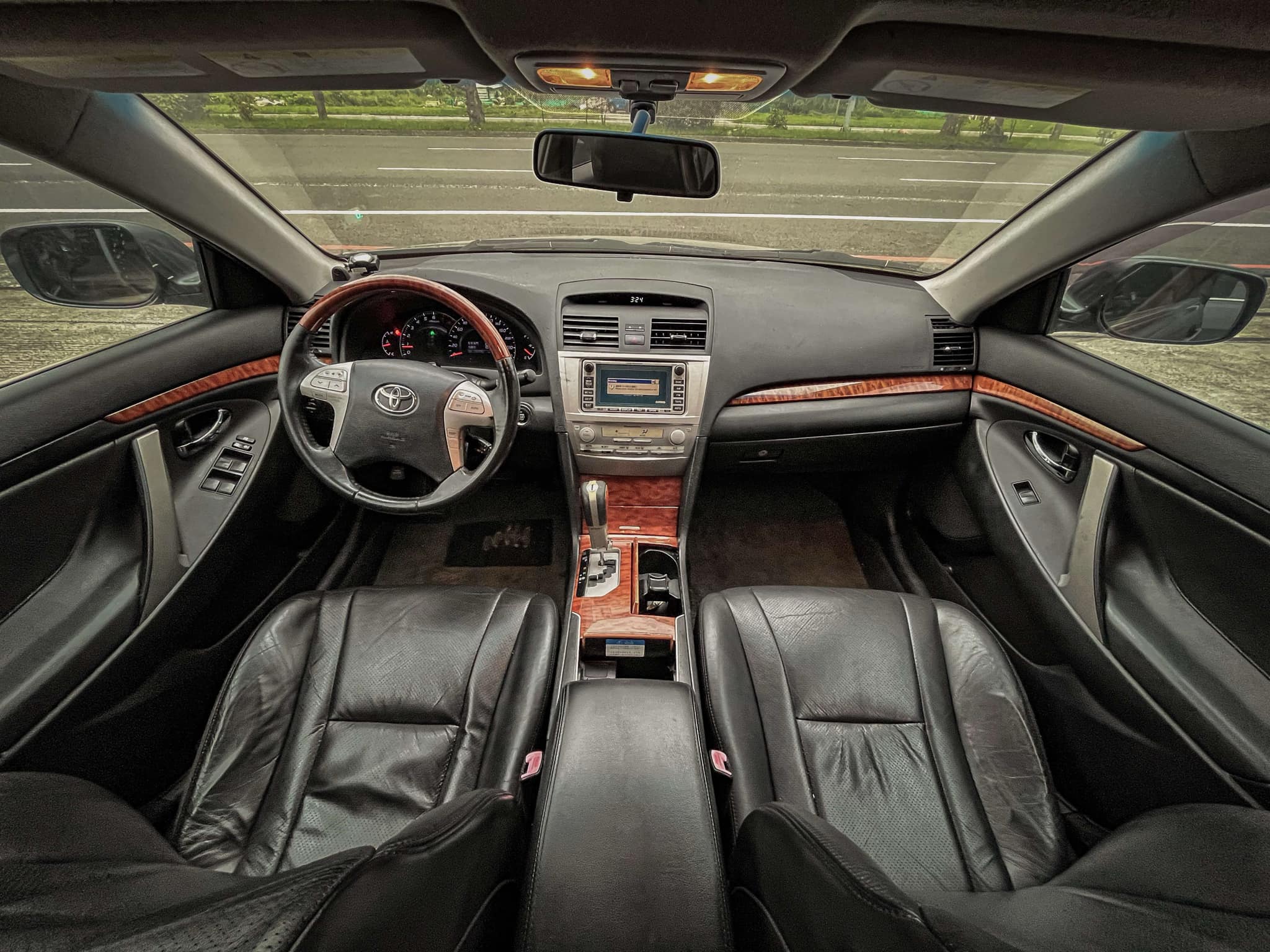 2009 TOYOTA Camry 電動座椅 天窗 螢幕 keyless免鑰匙   第6張相片