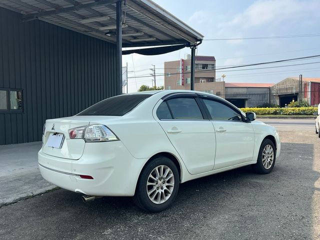 MITSUBISHI三菱 LANCER FORTIS  第2張相片
