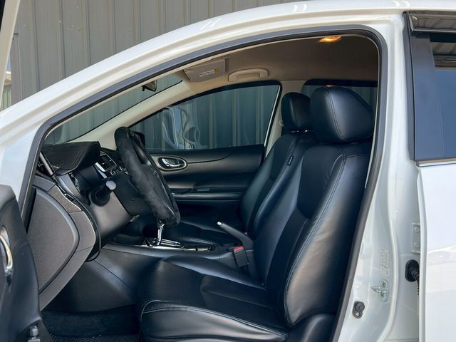 NISSAN日產 TIIDA  第16張相片