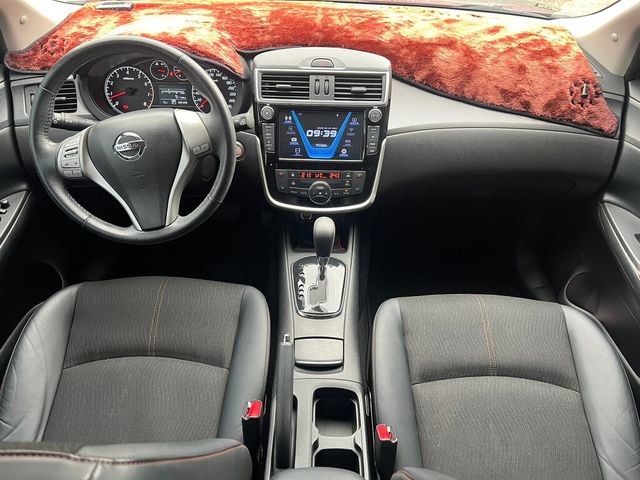 NISSAN日產 TIIDA  第16張相片