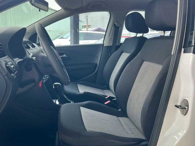 VOLKSWAGEN福斯 POLO  第6張相片