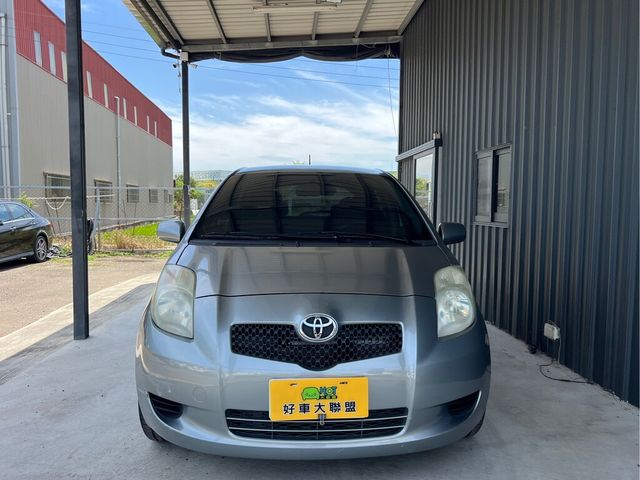 TOYOTA豐田 YARIS  第2張相片