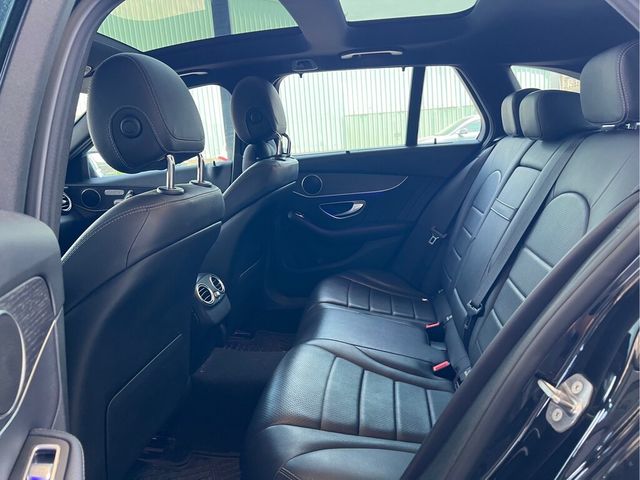 M-BENZ賓士 C300  第13張相片