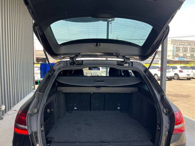 M-BENZ賓士 C300  第15張相片
