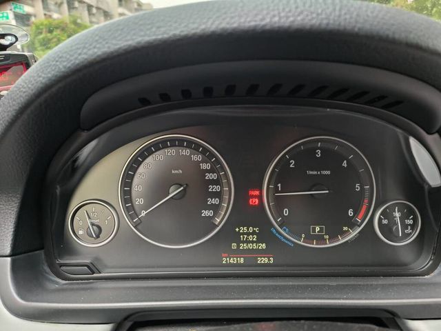 BMW寶馬 520D  第5張相片