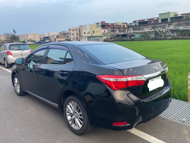 TOYOTA豐田 ALTIS  第2張相片