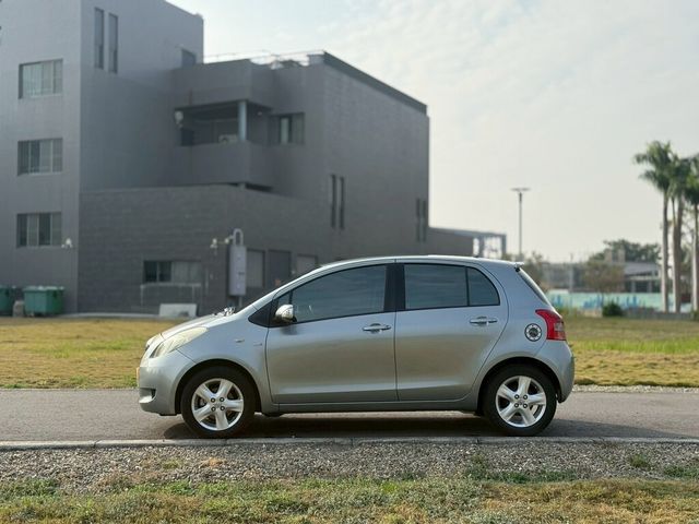 TOYOTA豐田 YARIS  第3張相片