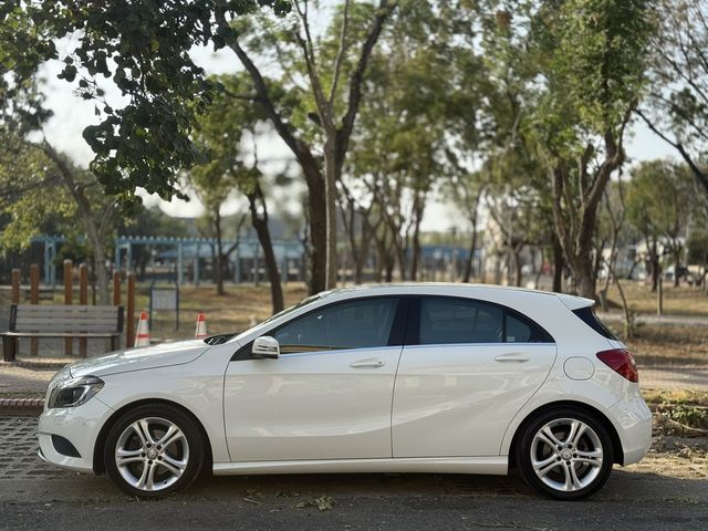 M-BENZ賓士 A180  第3張相片