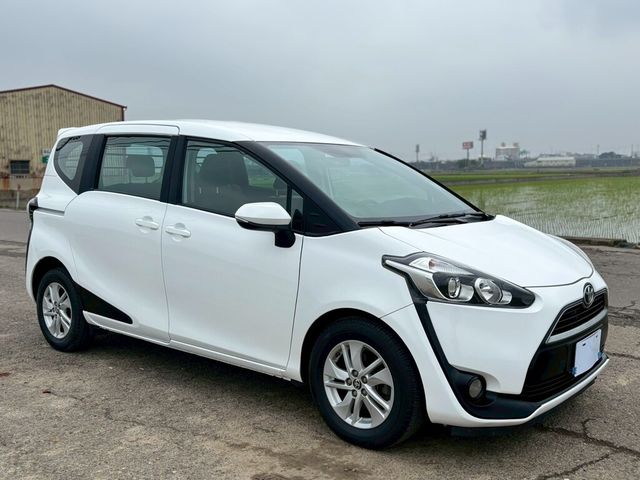 TOYOTA豐田 SIENTA  第3張相片