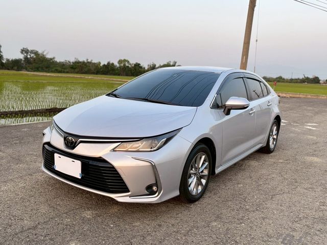 TOYOTA豐田 ALTIS  第1張相片