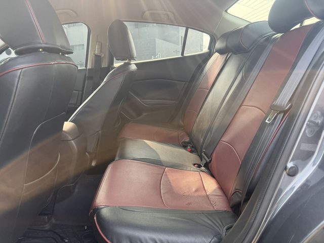 MAZDA馬自達 MAZDA 3  第5張相片