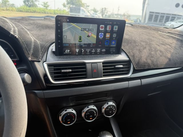 MAZDA馬自達 MAZDA 3  第8張相片