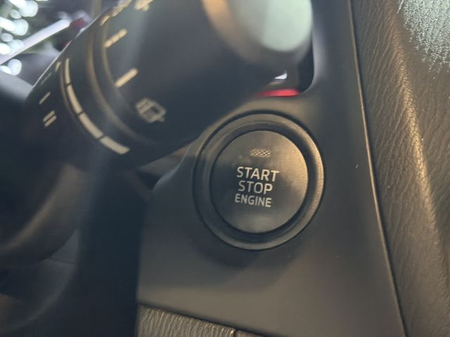 MAZDA馬自達 MAZDA 3  第7張相片