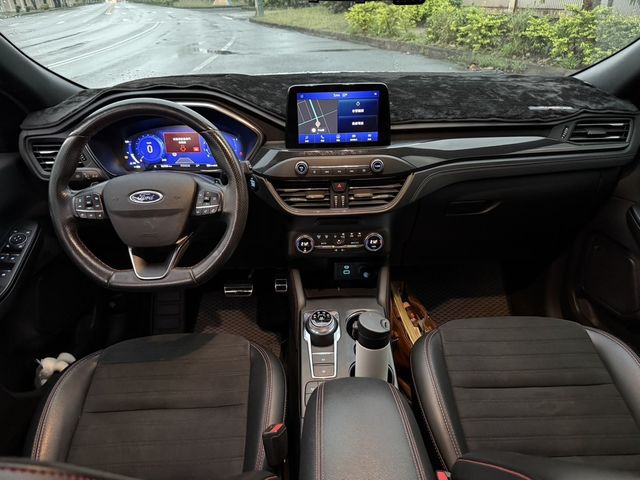 FORD福特 KUGA  第9張相片