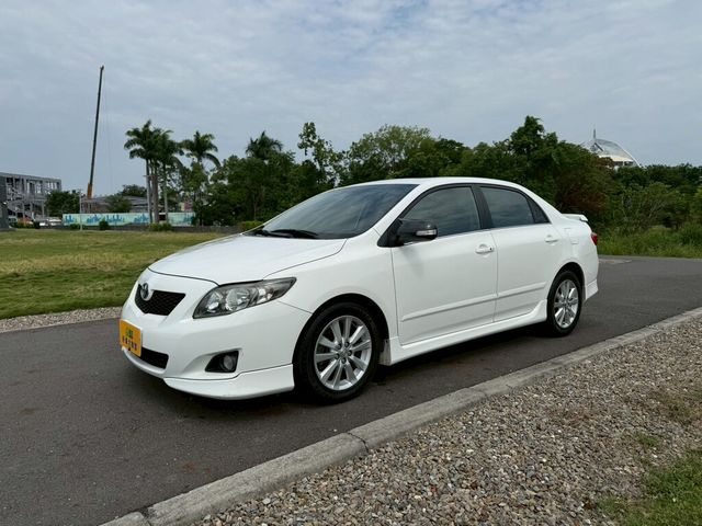 TOYOTA豐田 ALTIS  第1張相片