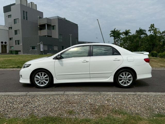 TOYOTA豐田 ALTIS  第5張相片