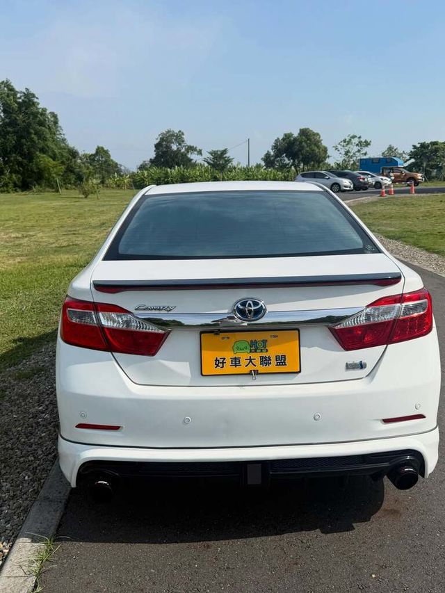 TOYOTA豐田 CAMRY HYBRID  第2張相片