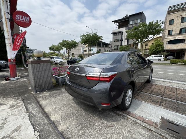 0975638603林先生僅跑10萬公里 已通過認證 里程保證  E版藍芽通訊 循跡防滑  第15張相片