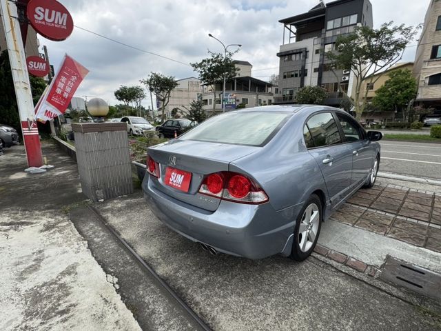 0975638603林先生 美容準備中 僅跑10萬公里頂級版換檔撥片 天窗電動後視鏡恆溫空調  第13張相片