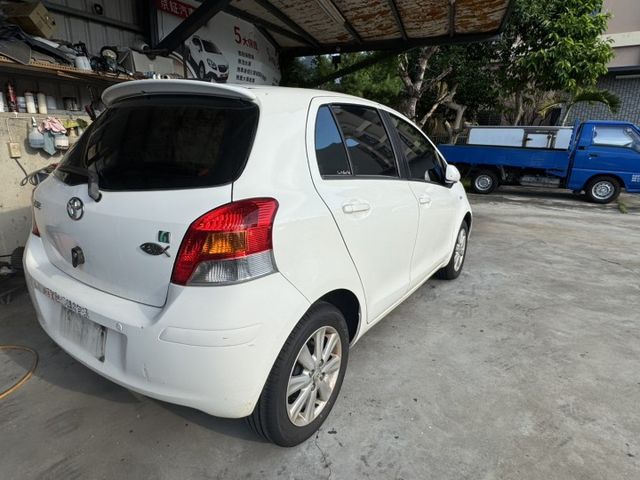 0975492705林先生衛星導航恆溫空調電動後鏡  第3張相片