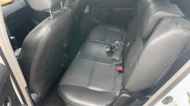 0975492705林先生衛星導航恆溫空調電動後鏡  第5張相片