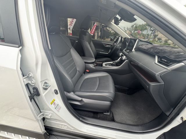 0975492705林先生僅跑3萬頂級空力套件360環璟  頂級版  第5張相片