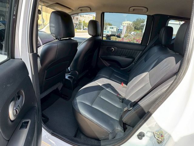 LIVINA  第6張相片