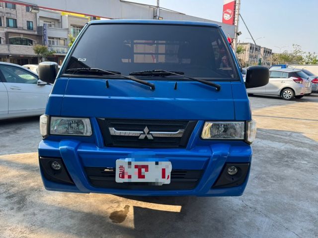 0975492705 林先生僅跑7萬多原廠保養 升降尾門  第2張相片