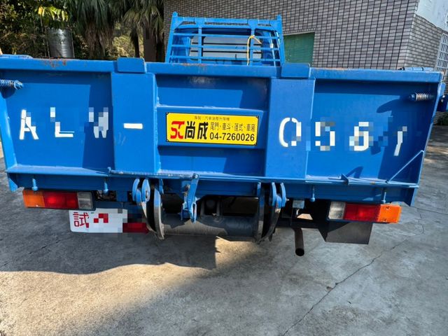 0975492705 林先生僅跑7萬多原廠保養 升降尾門  第5張相片