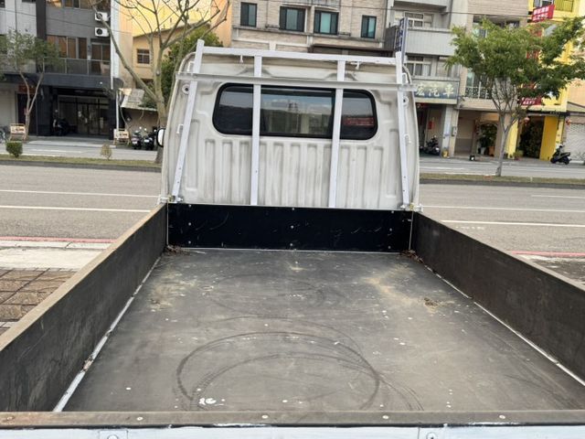 0975492705林先生 僅跑21萬公里冷氣強  第5張相片