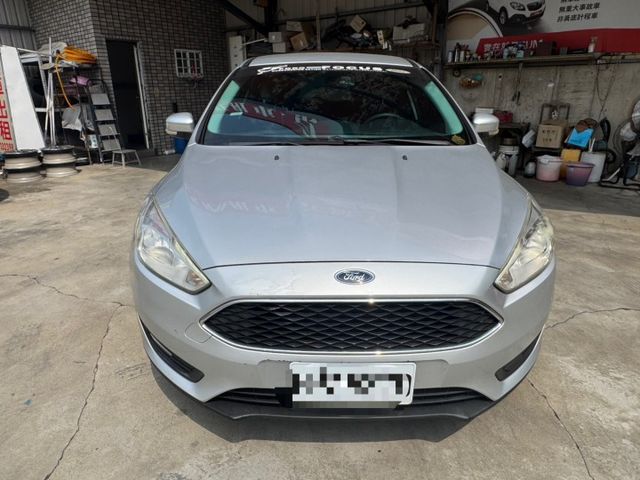 0975492705林先生 僅跑5萬公里  第2張相片