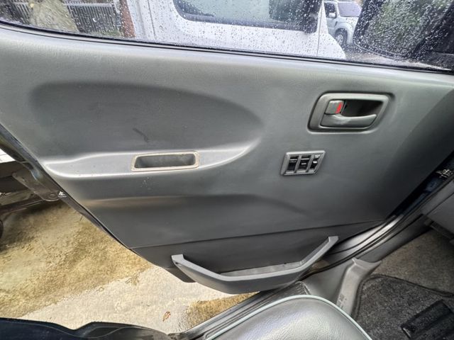 0975492705林先生 低里程、原版件 無待修  第3張相片