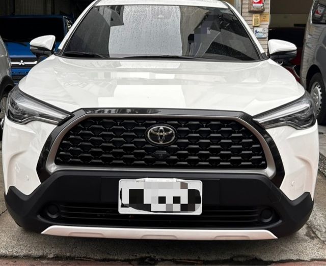 Corolla Cross 1.8 尊爵 定速 免鑰匙 ACC主動跟車  第2張相片