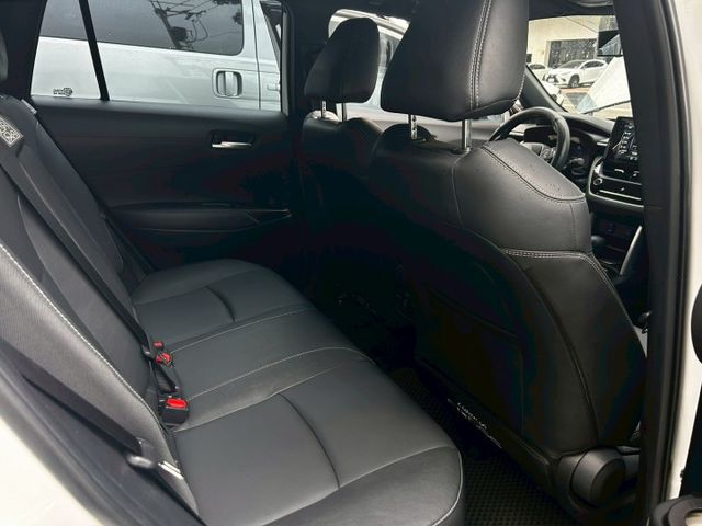 Corolla Cross 1.8 尊爵 定速 免鑰匙 ACC主動跟車  第6張相片