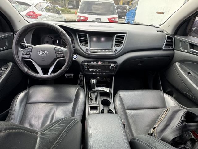 0975492705林先生 數位電視 倒車影像 藍芽盲點電動 椅子 恆溫空調  第2張相片