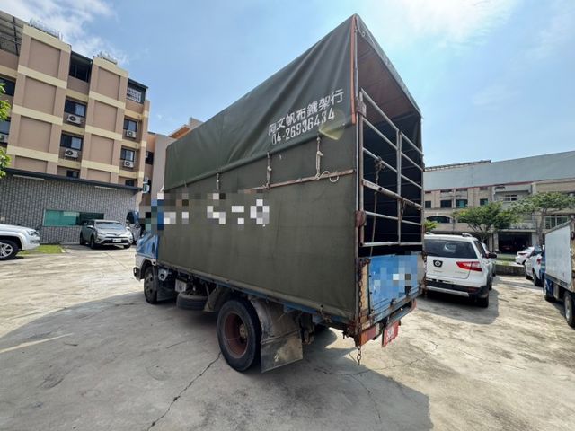0975492705林先生 車況優 冷氣強 手排  第4張相片